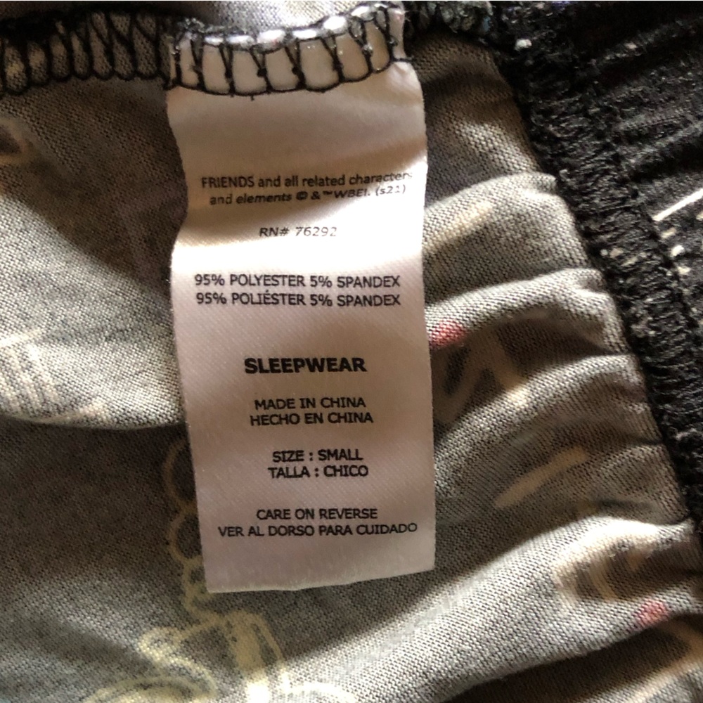 Friends PJs - Picture 4 of 6